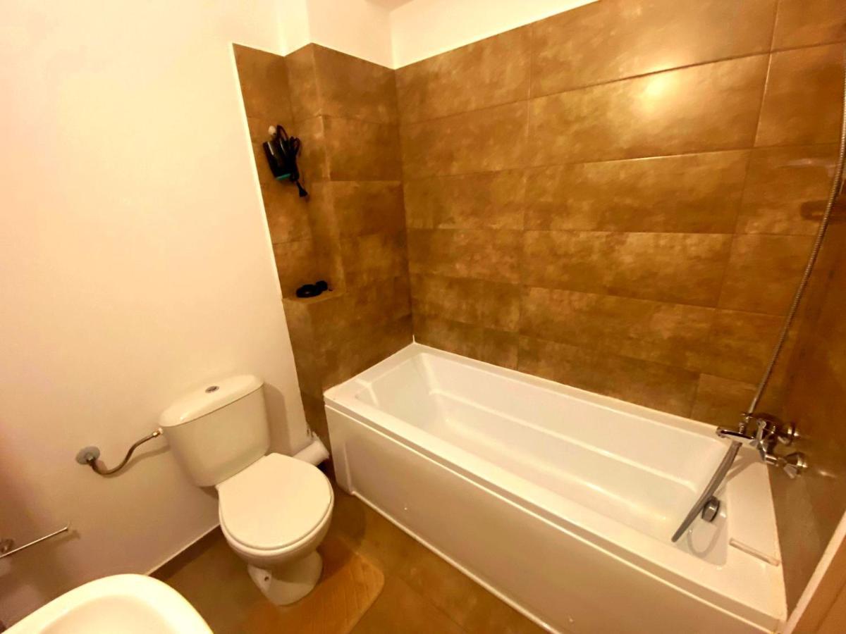Bellagio - Cozy Apartment With Free Gym Bucarest Exterior foto
